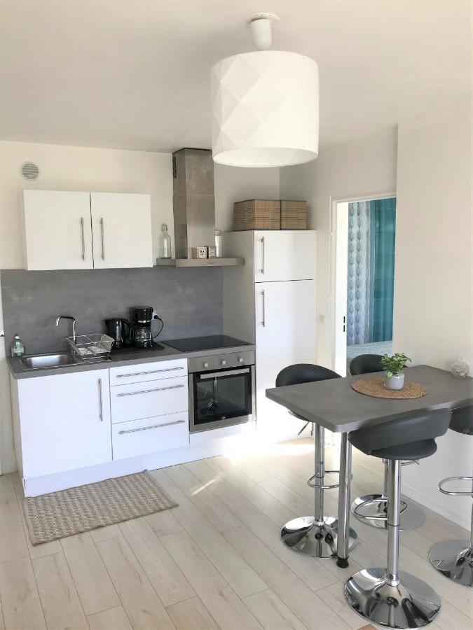 Cabourg - Bel Appartement Lumineux Avec Balcon Dans Residence Privee Exterior foto